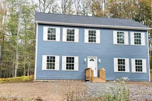133 Mountain Dr, Greentown, PA 18426 - Photo 1
