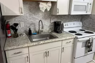 8940 Deerfield Rd, Tobyhanna, PA 18466 - Photo 7