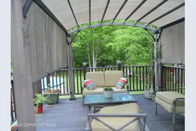  328 Pin Oak Road, Stroudsburg, PA 18360 - Photo 9
