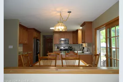  328 Pin Oak Road, Stroudsburg, PA 18360 - Photo 15
