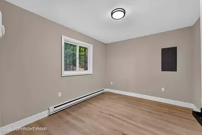  192 Bellingham Drive, Bushkill, PA 18324 - Photo 31