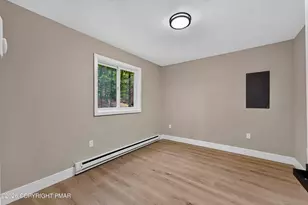 192 Bellingham Dr, Bushkill, PA 18324 - Photo 31