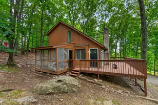 192 Bellingham Dr, Bushkill, PA 18324 - Photo 11