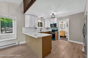 192 Bellingham Dr, Bushkill, PA 18324 - Photo 19