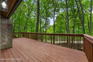 192 Bellingham Dr, Bushkill, PA 18324 - Photo 45