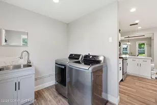 502 Pennsylvania Ave, Mount Bethel, PA 18343 - Photo 11