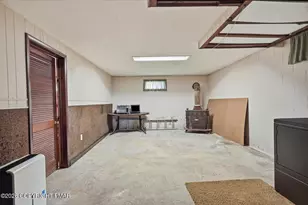 1044 Bartonsville Woods Rd, Stroudsburg, PA 18360 - Photo 31