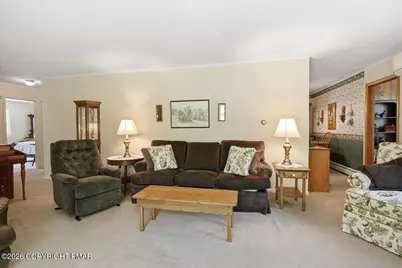  1044 Bartonsville Woods Road, Stroudsburg, PA 18360 - Photo 11