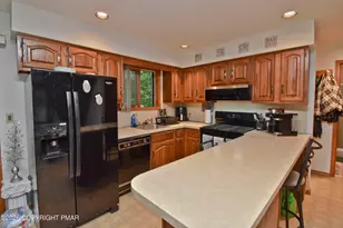 249 Hyland Dr, East Stroudsburg, PA 18301 - Photo 9