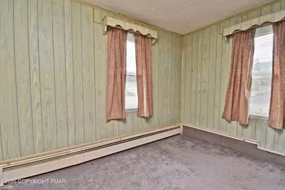  707 Garibaldi Avenue, Roseto, PA 18013 - Photo 21