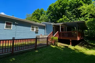 258 S Turnpike Rd, Tobyhanna, PA 18445 - Photo 7