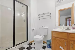 238 Fringe Dr, East Stroudsburg, PA 18302 - Photo 53