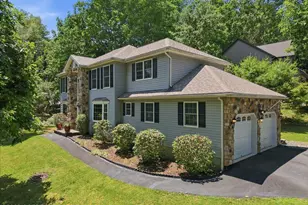 238 Fringe Dr, East Stroudsburg, PA 18302 - Photo 1