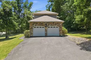238 Fringe Dr, East Stroudsburg, PA 18302 - Photo 59