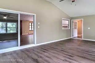 307 Foxglove Rd, Stroudsburg, PA 18360 - Photo 19