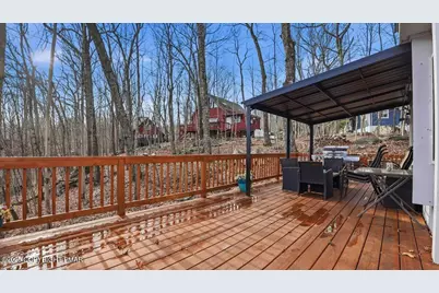  109 Saunders Drive, Bushkill, PA 18324 - Photo 9