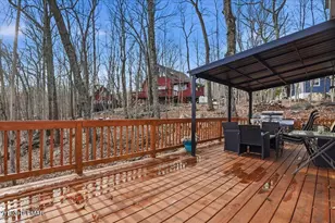 109 Saunders Dr, Bushkill, PA 18324 - Photo 9