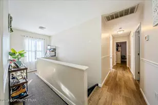 2731 Bonnyview Ln, Tobyhanna, PA 18466 - Photo 11