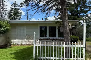 193 Country Club Dr, Gouldsboro, PA 18424 - Photo 15