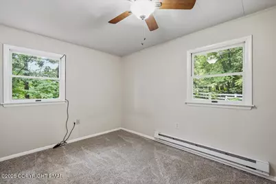  706 Foxtown Hill Road, Stroudsburg, PA 18360 - Photo 17