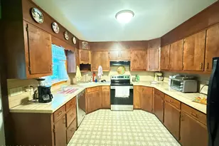 8466 Bumble Bee Way, Tobyhanna, PA 18466 - Photo 13