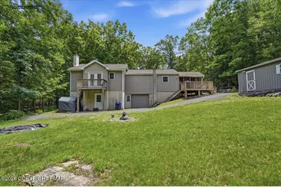  302 Dove Court, East Stroudsburg, PA 18302 - Photo 3