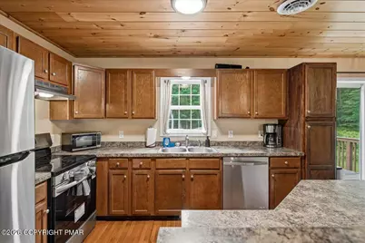  255 Hillary Drive, Freeland, PA 18224 - Photo 7