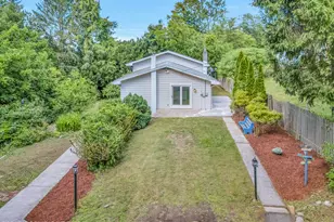 1138 Hillside Ave, Saylorsburg, PA 18353 - Photo 3