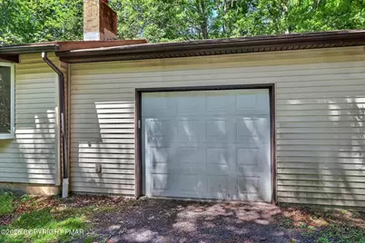  93 Skyline Drive, Albrightsville, PA 18210 - Photo 9