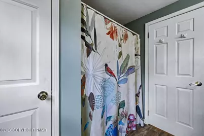 109 Bird Place, Elmhurst Township, PA 18444 - Photo 15