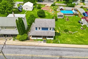 242 Hudsondale St, Weatherly, PA 18255 - Photo 9
