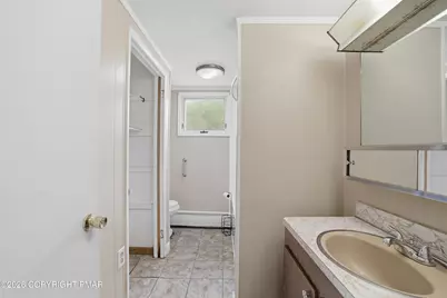  242 Hudsondale Street, Weatherly, PA 18255 - Photo 7