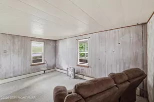 242 Hudsondale St, Weatherly, PA 18255 - Photo 5