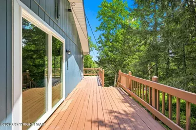  1027 Maple Lake Drive, Bushkill, PA 18324 - Photo 17