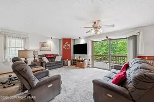 548 Lakeside Dr, East Stroudsburg, PA 18301 - Photo 15