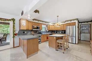548 Lakeside Dr, East Stroudsburg, PA 18301 - Photo 3
