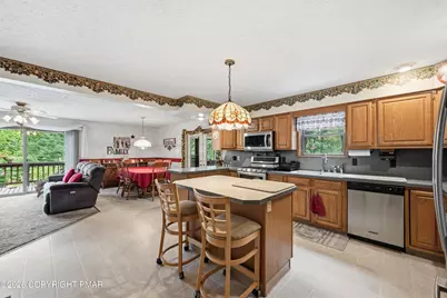 548 Lakeside Drive, East Stroudsburg, PA 18301 - Photo 11