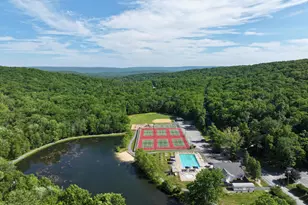 322 Brentwood Dr, Bushkill, PA 18324 - Photo 49
