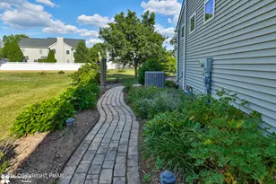 4826 Somerset Ln, Macungie, PA 18062 - Photo 85