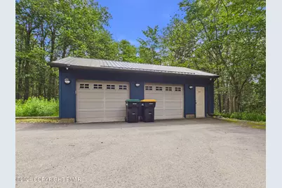  674 Glen Circle Drive, Tobyhanna, PA 18466 - Photo 3
