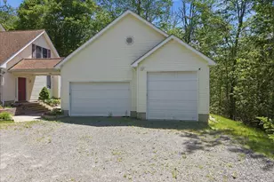322 Scenic Dr, Blakeslee, PA 18610 - Photo 93