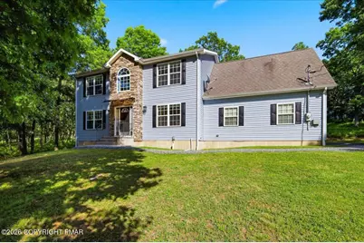  1212 N Whittaker Drive, Bushkill, PA 18324 - Photo 1