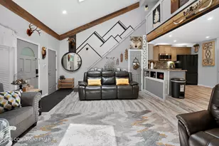 15 Ski Side Ct, Tannersville, PA 18372 - Photo 3