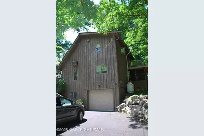  424 Saunders Drive, Bushkill, PA 18324 - Photo 3