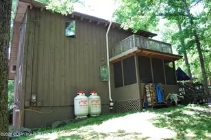 424 Saunders Dr, Bushkill, PA 18324 - Photo 29