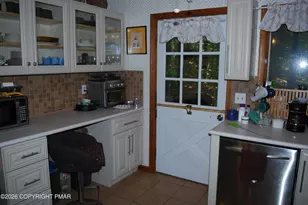 424 Saunders Dr, Bushkill, PA 18324 - Photo 11