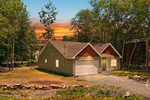 3111 Briarwood Dr, Tobyhanna, PA 18466 - Photo 1