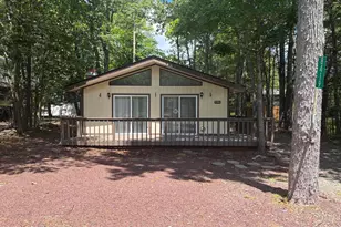 8419 Porcupine Dr, Tobyhanna, PA 18466 - Photo 1