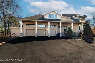 726 Pinecrest Dr, Pocono Pines, PA 18350 - Photo 1