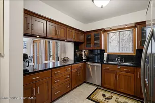 3176 Bluebird Dr, Bushkill, PA 18324 - Photo 9